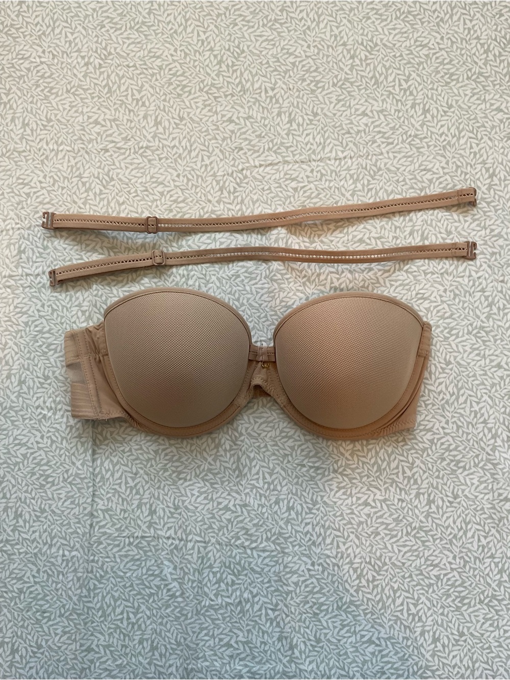 Chantelle Strapless Convertible Bra in Nude